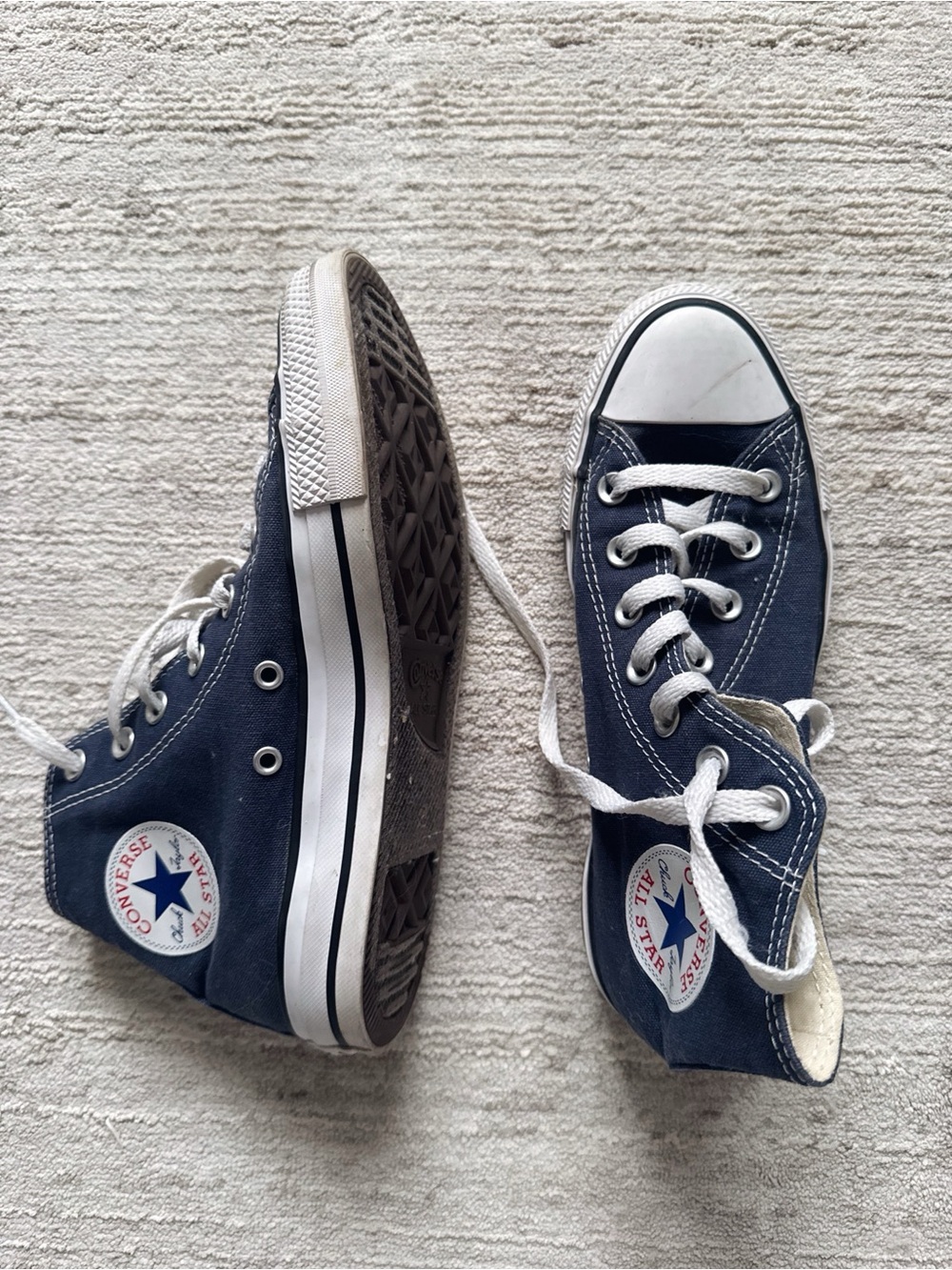 Classic Navy High-Top Canvas Sneakers with White Accents (Size 7.5)